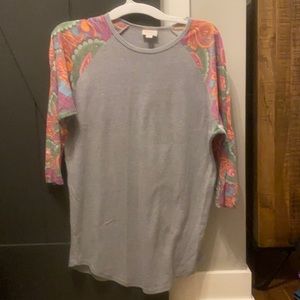LuLaRoe 3/4 sleeve baseball style tee, large